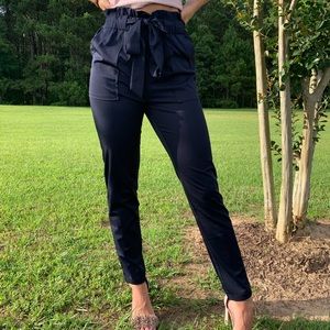 Paper bag skinny pants